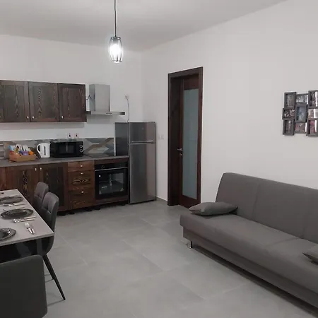 St Gaetan 7 B Апартаменты Hamrun
