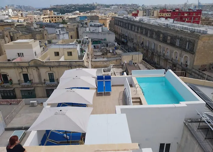 St Gaetan 7 B * Hamrun